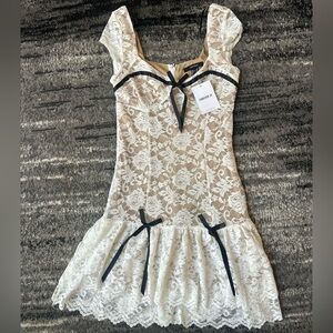 NWT FOREVER 21 Floral Lace Overlay Mini Dress With Black Bows